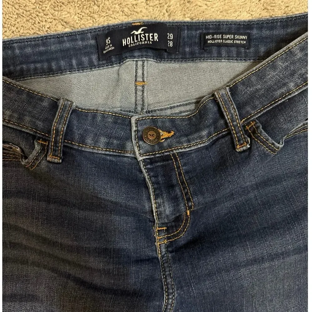 Hollister Mid Rise Super Skinny Jeans, dark wash, Women’s size 29 - Picture 3 of 5